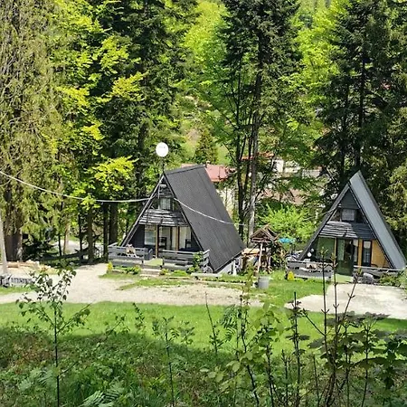 Osada Pod Beskidem- Chatki Caloroczne Lodge *