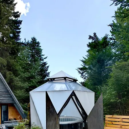 Lodge Osada Pod Beskidem- Chatki Caloroczne Szczyrk