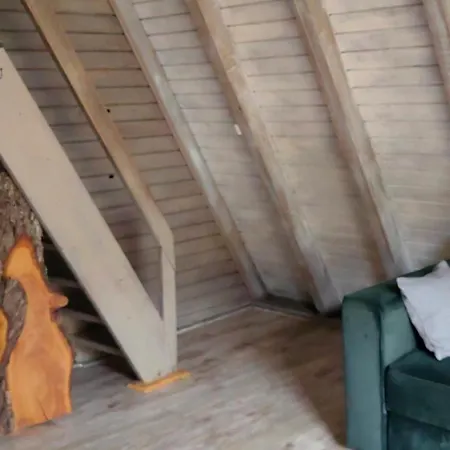 Lodge Osada Pod Beskidem- Chatki Caloroczne Szczyrk