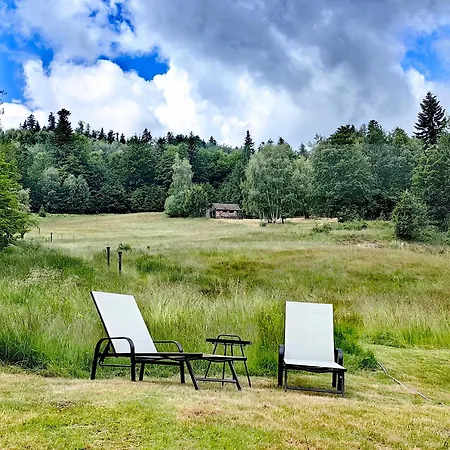 Lodge Osada Pod Beskidem- Chatki Caloroczne *