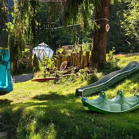 Osada Pod Beskidem- Chatki Całoroczne * Szczyrk