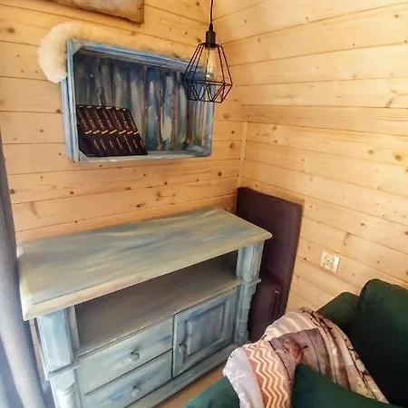 Osada Pod Beskidem- Chatki Całoroczne