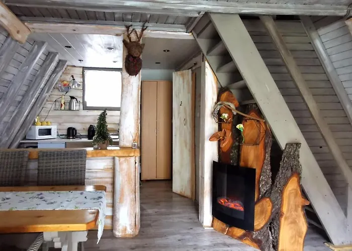 Osada Pod Beskidem- Chatki Caloroczne Lodge Szczyrk