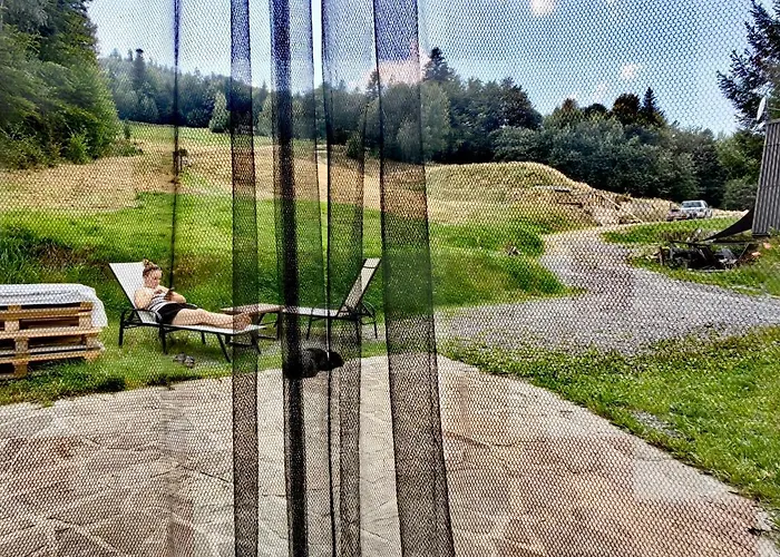 Osada Pod Beskidem- Chatki Caloroczne Lodge Szczyrk