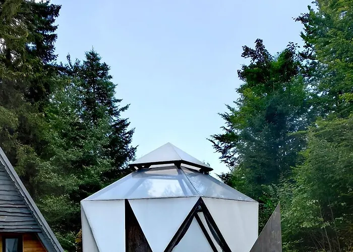 Lodge Osada Pod Beskidem- Chatki Caloroczne Szczyrk