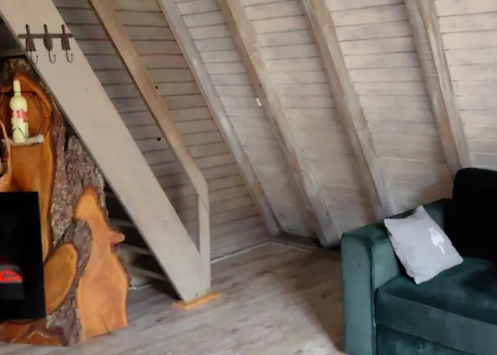 Lodge Osada Pod Beskidem- Chatki Caloroczne Szczyrk