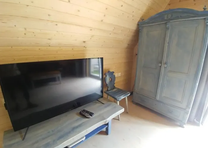 Osada Pod Beskidem- Chatki Caloroczne * Szczyrk