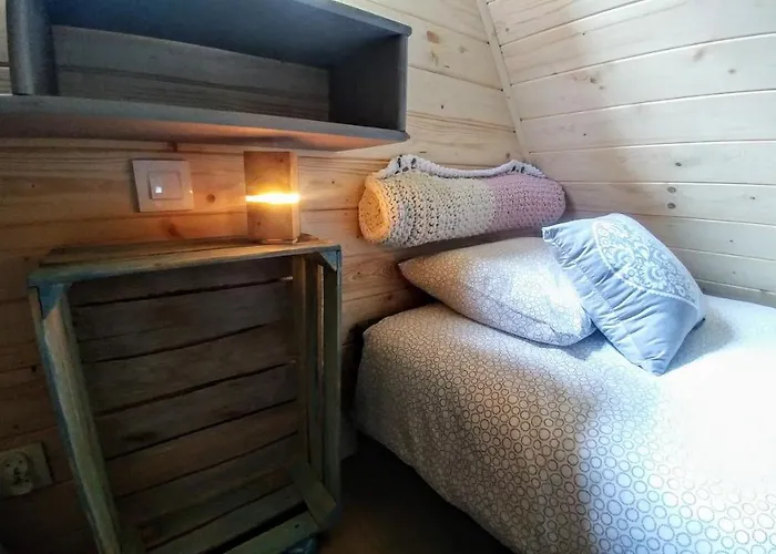 Hytte Osada Pod Beskidem- Chatki Caloroczne